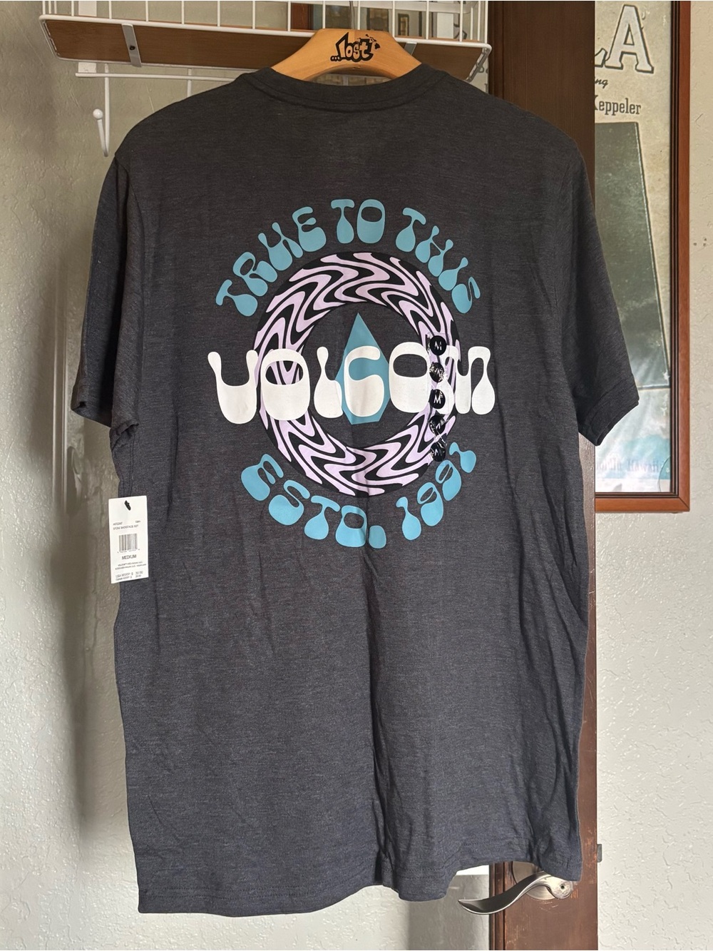 Volcom tee - Picture 2 of 3